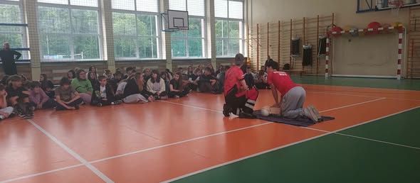 Bezpieczne wakacje SP nr.11 w Kędzierzynie Koźlu. Bezpieczne wakacje SP nr.11 w Kędzierzynie Koźlu.